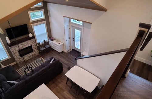 Manitou Beach Maison | MANITOU BEACH COTTAGES by Prowess