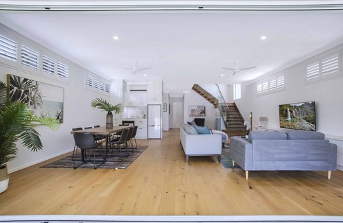 Manly Maison | Manly Oasis, 5bd, 3 King bd,Pool