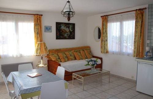 Villelongue-de-la-Salanque Appartement | MANON NearSEA FullSouth Terrace Airconditioned ClosedParking ElectricityINCLUDED