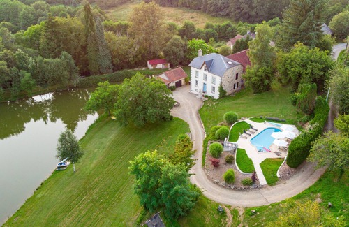 Saint-Moreil Villa | Manoir 4 * avec piscine privée (poisson) étang sur 4 hectares de parc et jardin