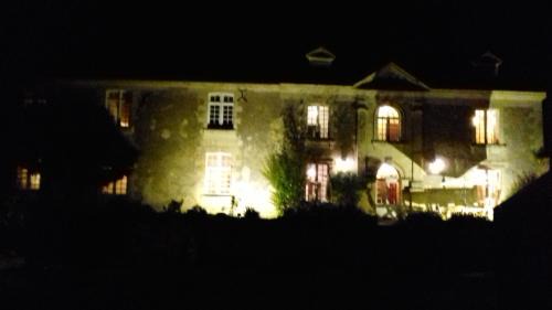 Coutures Lit Et Petit-Déjeuner | Manoir de La Fontaine Du Chêne