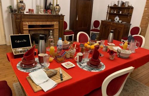 Montauban Maison | Manoir de la Gravette, Maison & Table d'Hôtes