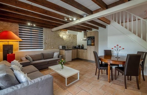 Cravant-les-Coteaux Maison | Manoir des Bertinières