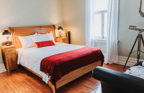 Mauricie Lit Et Petit-Déjeuner | Manoir Des Curiosits