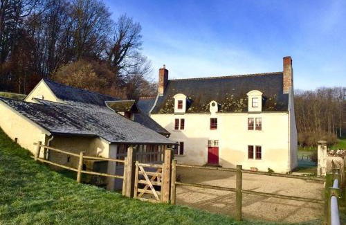 Les Essards Maison | Manoir - Gîte avec Spa pour 10 p.