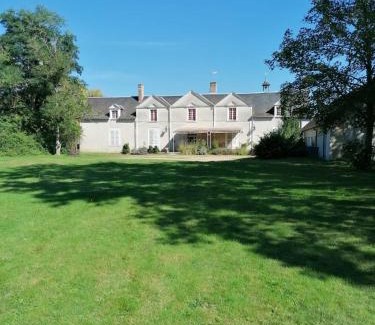 Langon Maison | Manoir gite 34 à 45 personnes 30 minutes zoo beauval, chambord, center parc