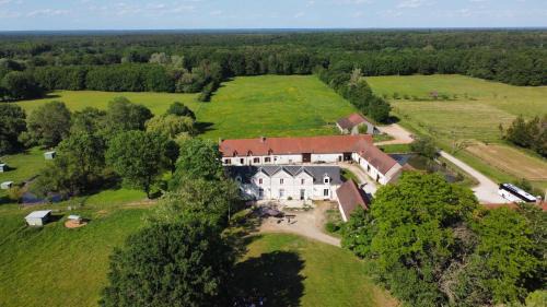 Langon Maison | Manoir gite 34 à 45 personnes 30 minutes zoo beauval, chambord, center parc