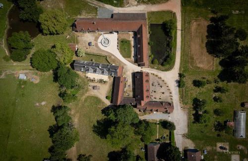 Langon Maison | Manoir gite 34 à 45 personnes 30 minutes zoo beauval, chambord, center parc
