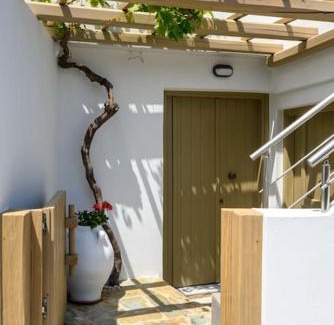 Mirsini Maison | Manolis House