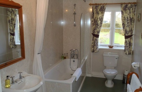 Collingbourne Kingston Autre | Manor Farm B & B