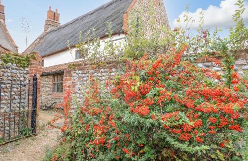 Bacton Maison | Manor Farm House
