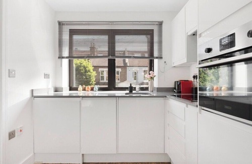 Harringay Appartement | Manor House Studio by MoreThanStays | Courtyard