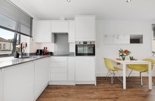 Harringay Appartement | Manor House Studio by MoreThanStays | Courtyard