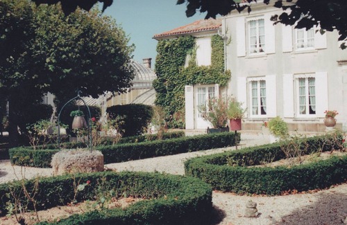 Bernay-Saint-Martin Maison | Manoir de la Rouarderie . Authentique Maison de Famille avec piscine privée