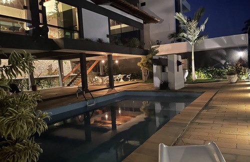 Ilheus Maison | Mansão com Vista 180 Graus Para Mar. 1000m2 de Área