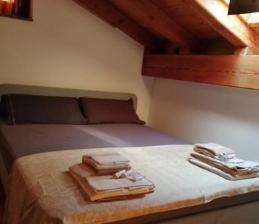 Chatillon Lit Et Petit-Déjeuner | Mansarda Chanoux CIR n 0027