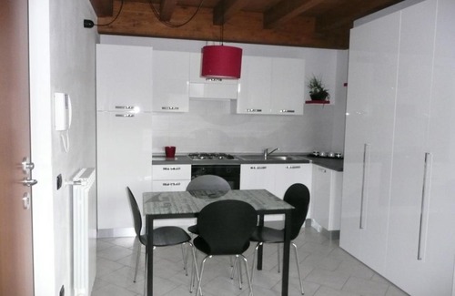 Travedona-Monate Appartement | Mansarda Travedona Monate (VA) per vacanza situata vicinissimo lago Monate e Maggiore Monate