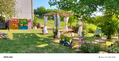 Frontone Appartement | MANSARDA VITI - Sguardo su Frontone -