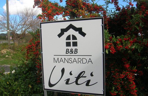 Frontone Maison | Mansarda Viti - Sguardo su Frontone Al centro di un territorio da scoprire.