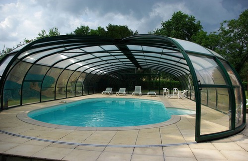 Lanouaille Maison | Maison de caractère indépendante avec piscine privative couverte