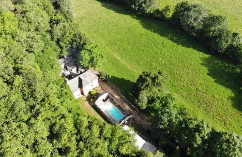 Saint-Martial de Gimel Maison | CHARLU - Superbe gîte de prestige exceptionnel 5* piscine chauffée