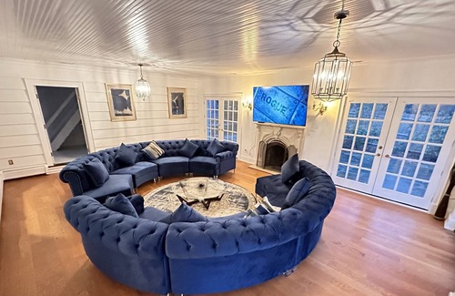 Albany Maison | Mansion in Albany 7minutes to Downtown Albany