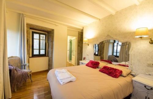 Cerdedo Maison | Mansion in Cerdedo with Private Pool and Garden