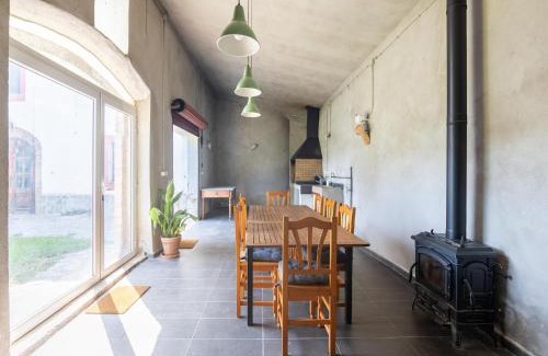 San Martin Sarroca Maison | Mansion in St Martí with Vineyards & Garden