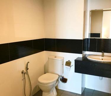 Downtown George Town Appartement | Mansion One Suites by Little Cabin