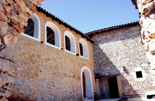 Saint-Santin-de-Maurs Maison | Gîte de chante cigale