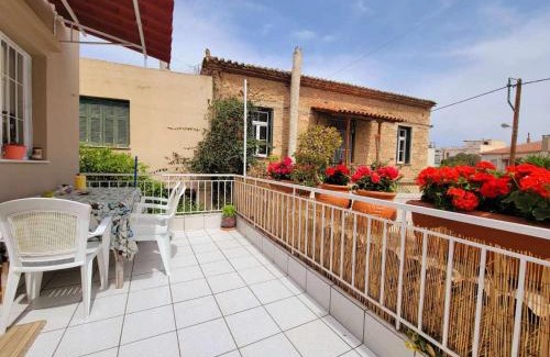 Kiato Maison | Mansion with Garden