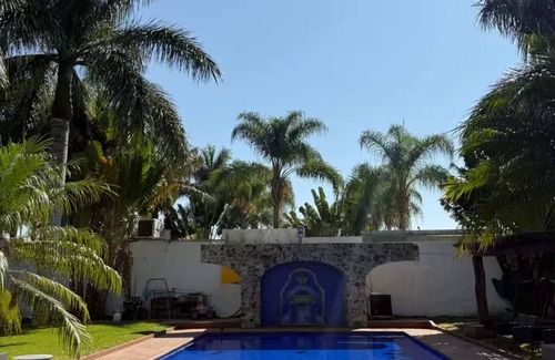 Riberas del Pilar Maison | Mansion with Lake View, Garden and Pool