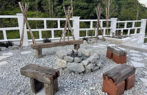 Ulu Telom Maison | Manson Goat Cottage