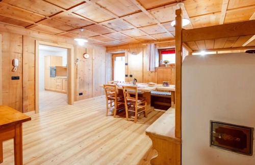 Mazzin Maison | Maison Mantel (CPO230) à Campitello - 11 personnes, 5 chambres