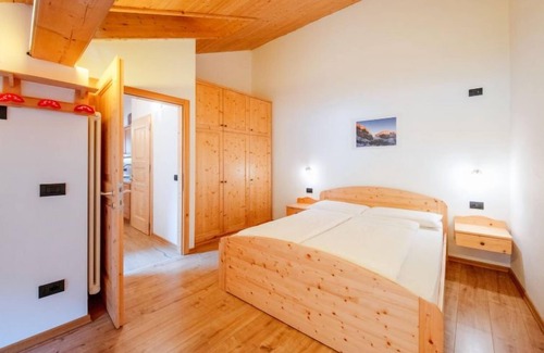Mazzin Maison | Maison Mantel (CPO230) à Campitello - 11 personnes, 5 chambres