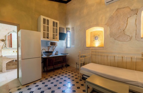 Cantillana Appartement | Mantonera Fernández Olavarrieta 5