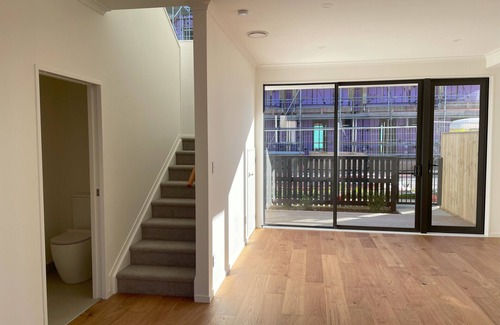 Manurewa Maison | Manukau Centre Pacific Garden's new 3 BRM townhouse for Rent!!!