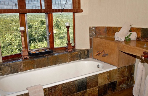 Hectorspruit Hôtel | Manyatta Rock Camp-Kwa Madwala Private Game Reserve