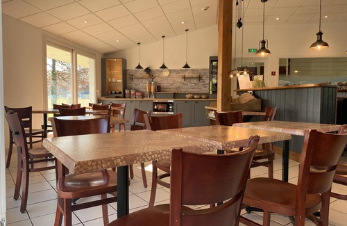 Dampierre-en-Burly Hôtel | Mape Hotel