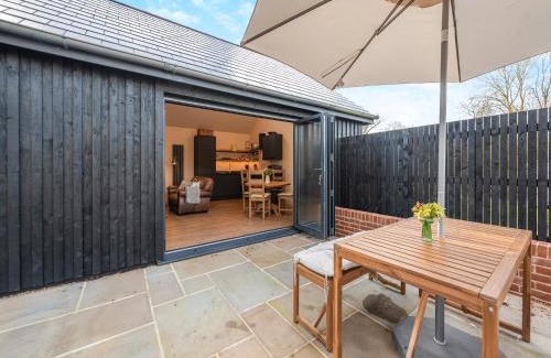 Eye Maison | Maple Barn