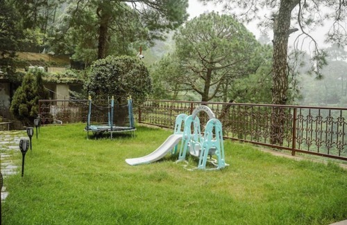 Kasauli Maison | Maple cottage3 Bedroom|Open Theatre|Terrace Garden