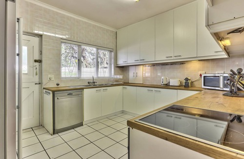 Constantia Maison | Maple House