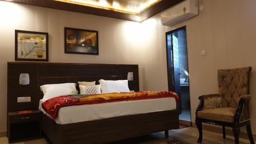 Kharar Hôtel | Maple Leaf Hotel