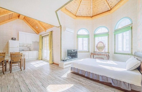 Jeongseon Maison | maple pension