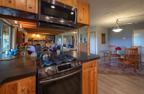 Woodland Lit Et Petit-Déjeuner | Mapleridge House: un BnB pour toutes les SAISONS - les visites plus longues rapportent des rabais!