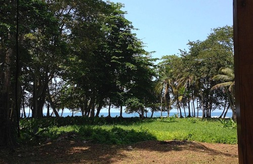 Chiguata Maison | Mar Beachfront cozy bungalow perfect for couples