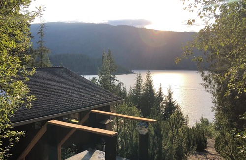 Swansea Point Cabine | Mara Lake Eagle’s Nest