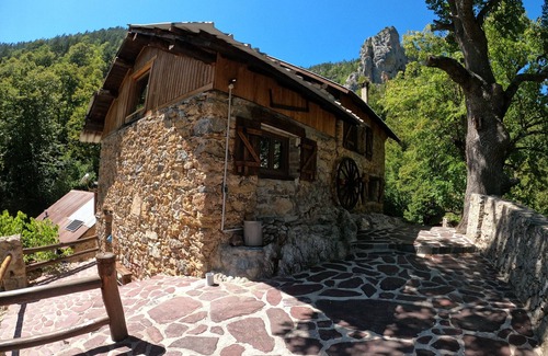 Roubion Maison | Maison Maralpine pour vacances en famille