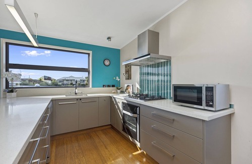 Mount Maunganui Maison | Maranui BeachSide Retreat - Mt Maunganui Home