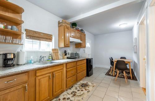 Redwood City Appartement | @ Marbella Lane 2BR House in Downtown Redwood City